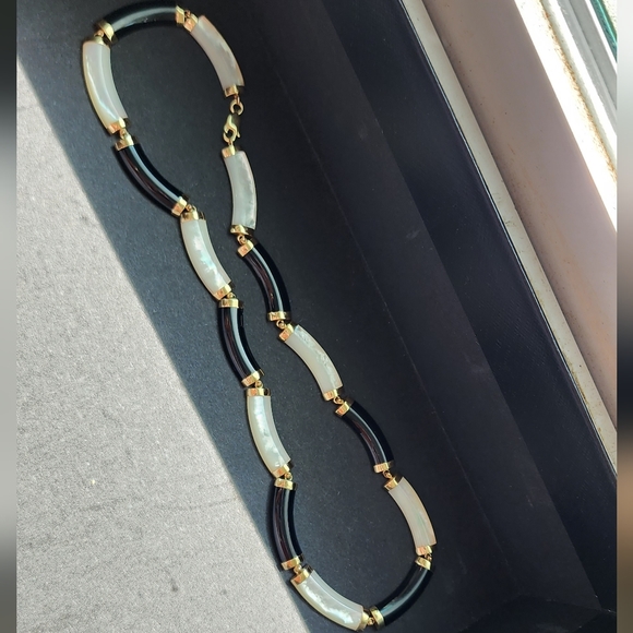 Necklace - Picture 6 of 9